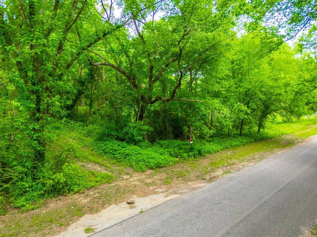 855 N Prairieville Street, Athens, TX 75751 855 N Prairieville Street, Athens, TX 75751