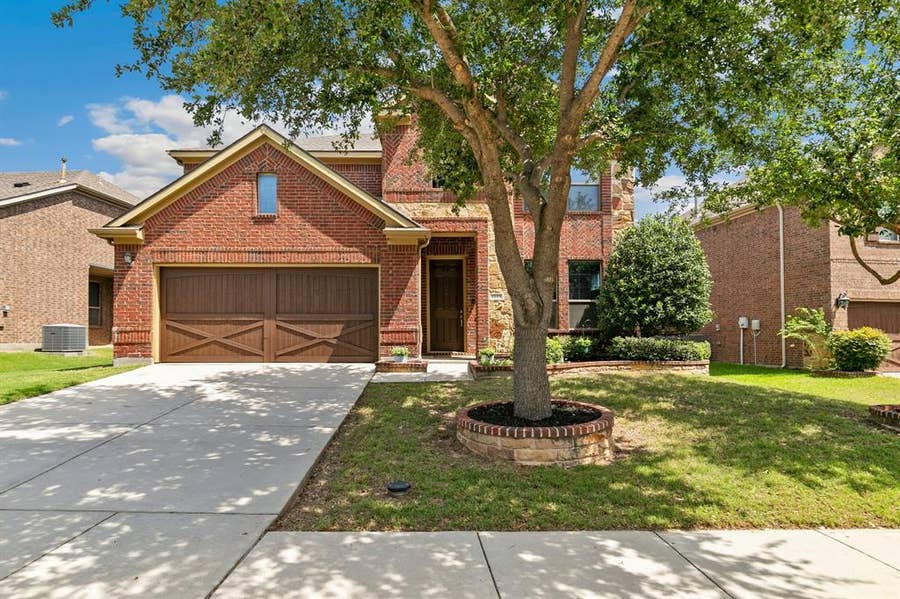 Property photo for 4008 Brook Wood Drive, McKinney, TX