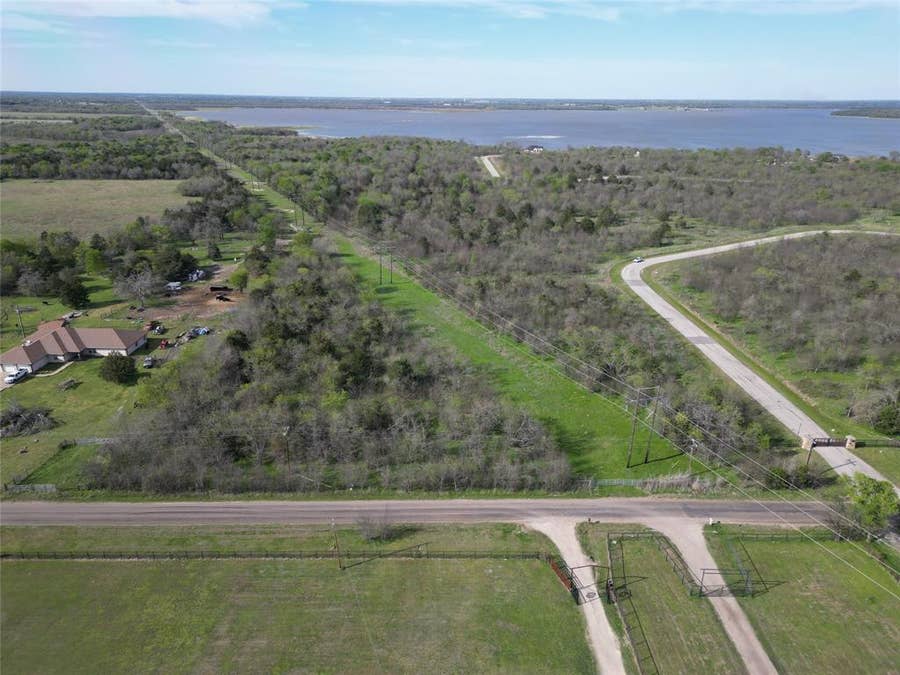 Property photo for 8013 Big Water Lane, Kemp, TX