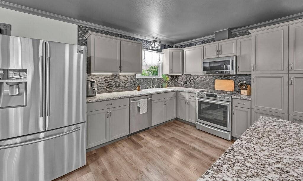 1825 Rambler Drive, Waco, TX 76710 1825 Rambler Drive, Waco, TX 76710