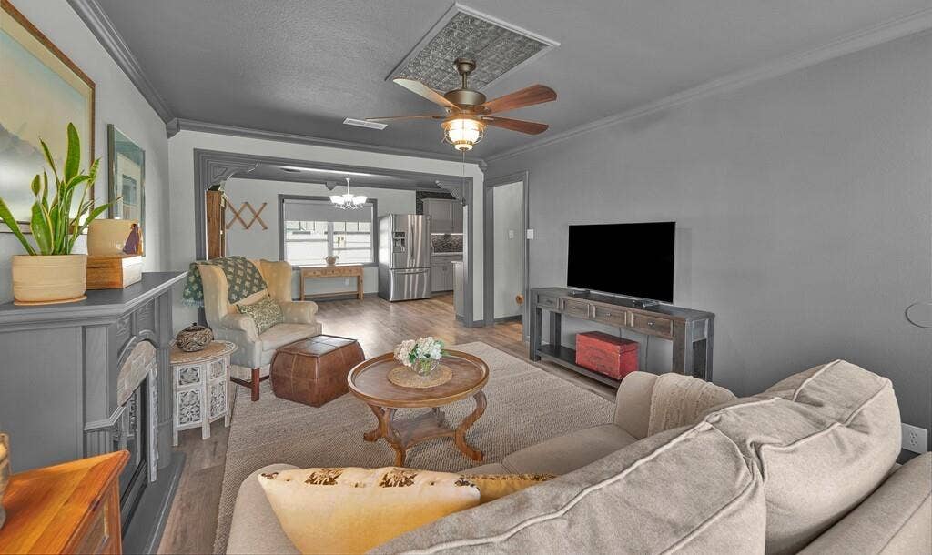 1825 Rambler Drive, Waco, TX 76710 1825 Rambler Drive, Waco, TX 76710