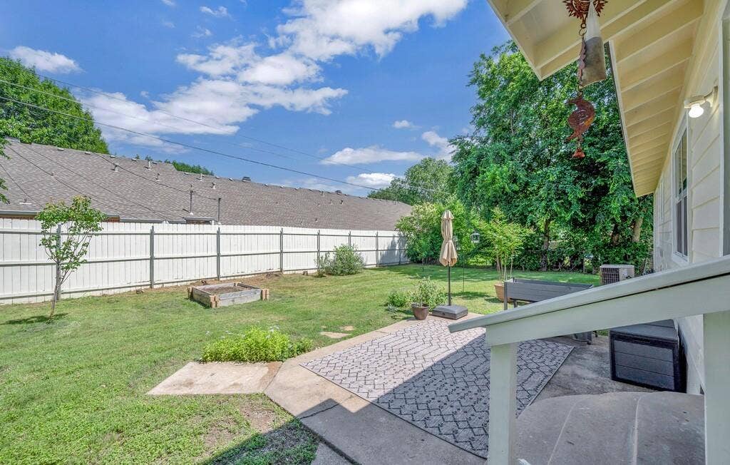 1825 Rambler Drive, Waco, TX 76710 1825 Rambler Drive, Waco, TX 76710