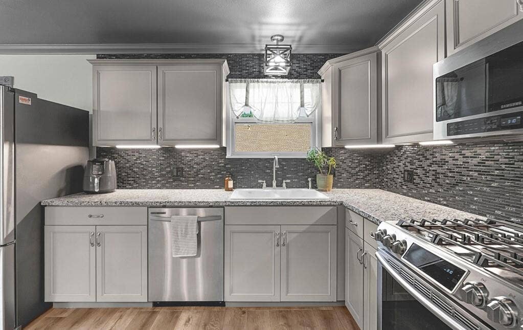 1825 Rambler Drive, Waco, TX 76710 1825 Rambler Drive, Waco, TX 76710