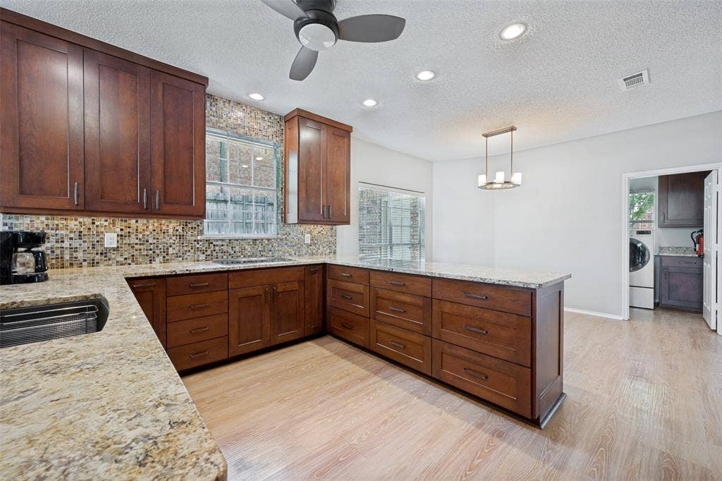1818 Haydenbend Circle, Grapevine, TX 76051 Kitchen with large drawers for storage