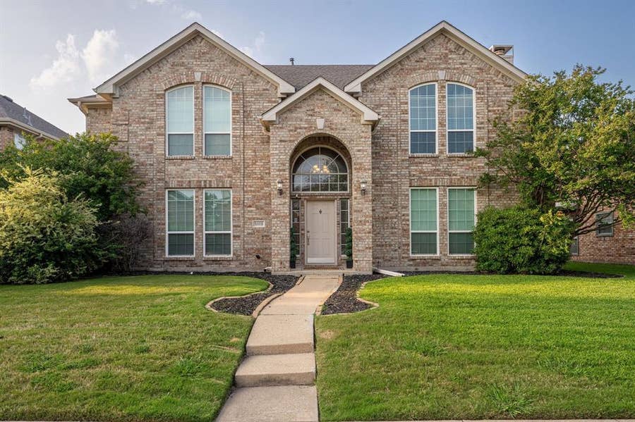Property photo for 8409 Luna Drive, Rowlett, TX