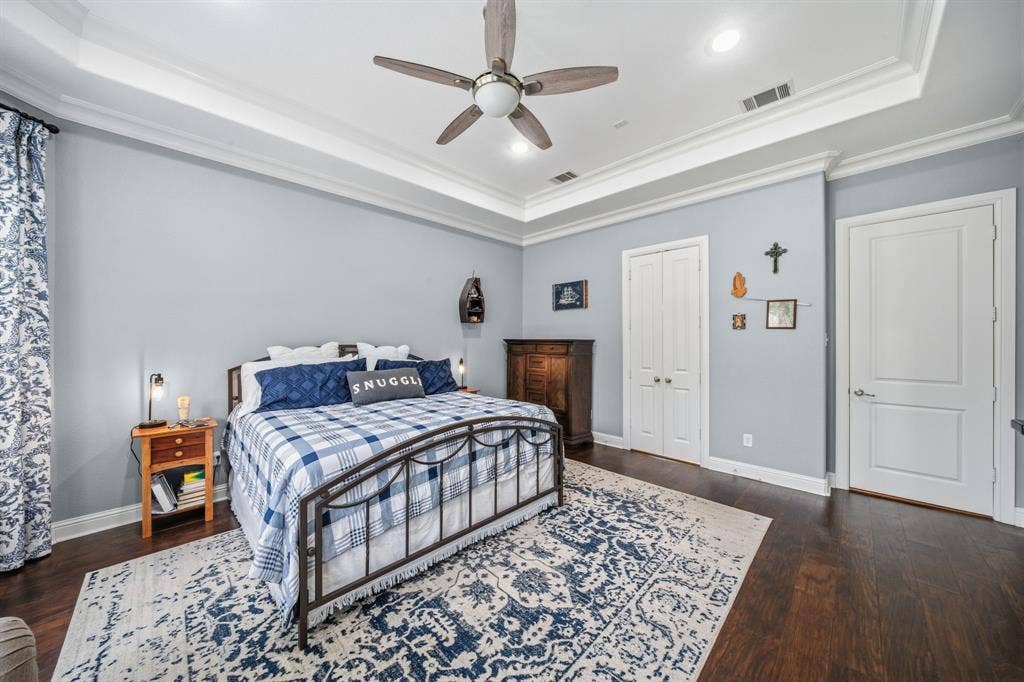 9111 Cliffside, Grand Prairie, TX 75104 9111 Cliffside, Grand Prairie, TX 75104