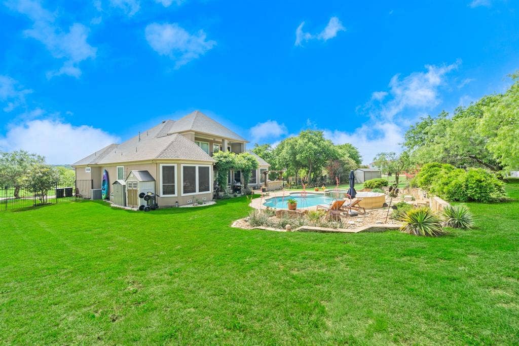 9111 Cliffside, Grand Prairie, TX 75104 9111 Cliffside, Grand Prairie, TX 75104