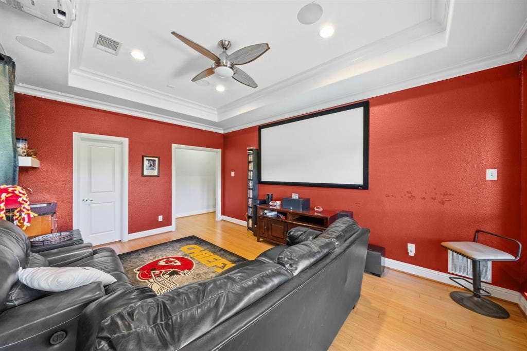 9111 Cliffside, Grand Prairie, TX 75104 9111 Cliffside, Grand Prairie, TX 75104