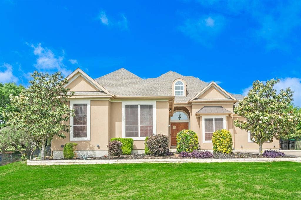 9111 Cliffside, Grand Prairie, TX 75104 9111 Cliffside, Grand Prairie, TX 75104