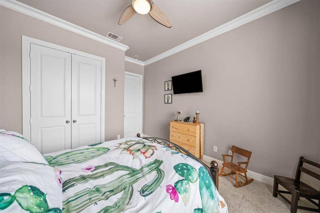 9111 Cliffside, Grand Prairie, TX 75104 9111 Cliffside, Grand Prairie, TX 75104