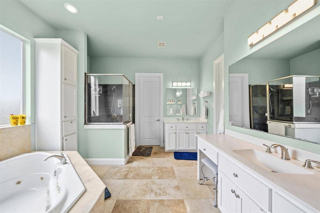 9111 Cliffside, Grand Prairie, TX 75104 9111 Cliffside, Grand Prairie, TX 75104