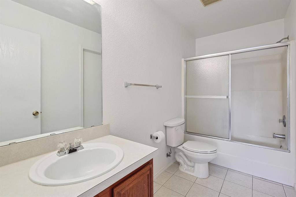 5424 Elk Ridge Drive, Watauga, TX 76137 5424 Elk Ridge Drive, Watauga, TX 76137