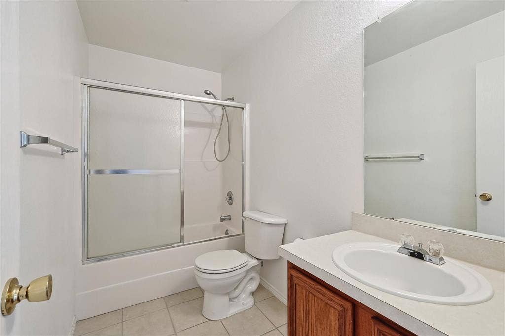 5424 Elk Ridge Drive, Watauga, TX 76137 5424 Elk Ridge Drive, Watauga, TX 76137