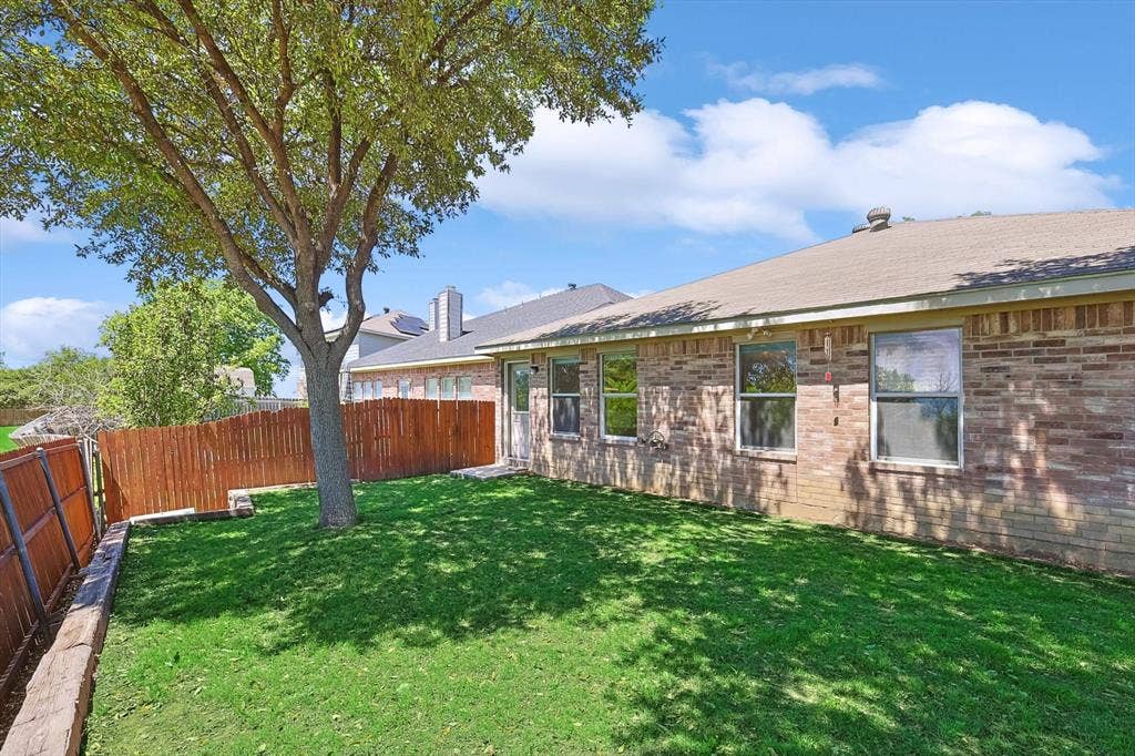 5424 Elk Ridge Drive, Watauga, TX 76137 5424 Elk Ridge Drive, Watauga, TX 76137