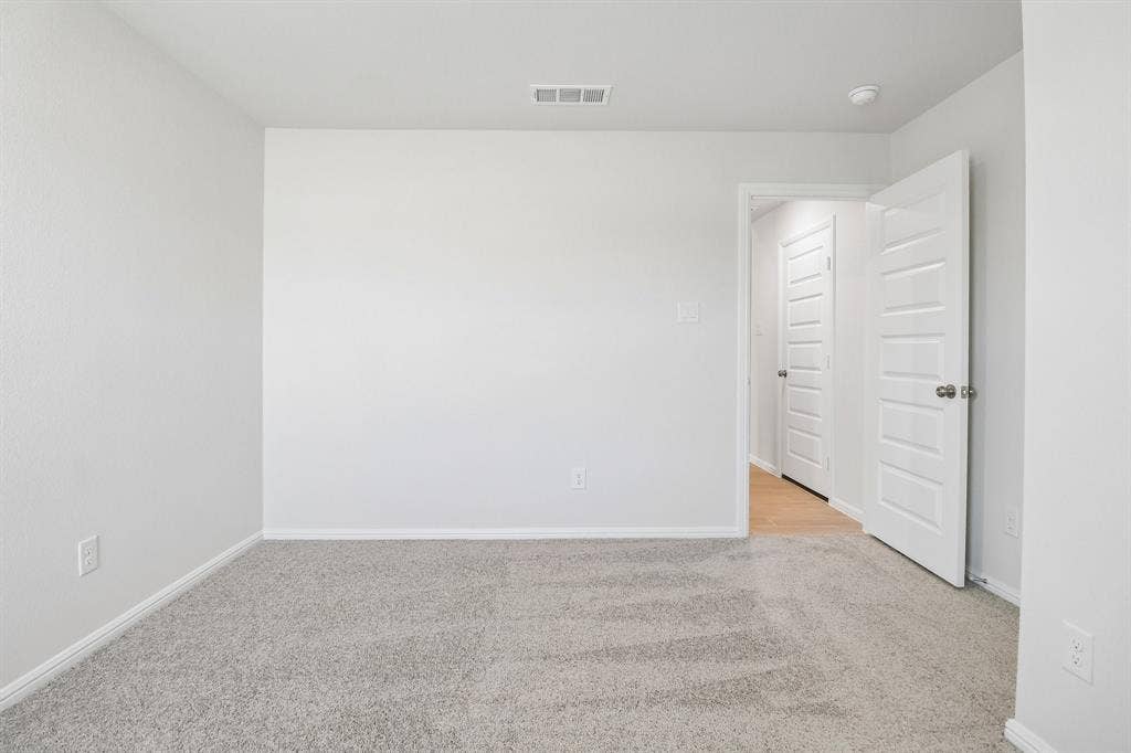 7424 Sunset Valley Lane, Denton, TX 76259
