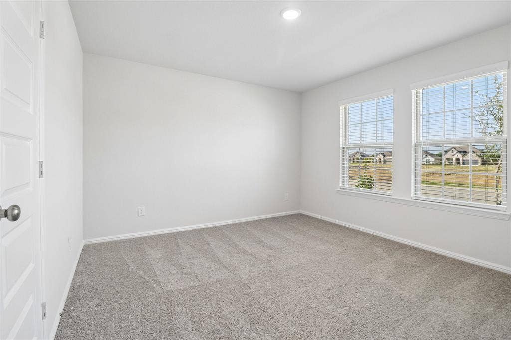 7424 Sunset Valley Lane, Denton, TX 76259