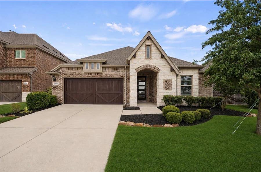 Property photo for 2532 Governors Boulevard, Heath, TX