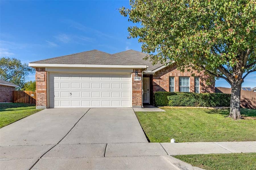 Property photo for 13729 Village Vista Drive, Fort Worth, TX