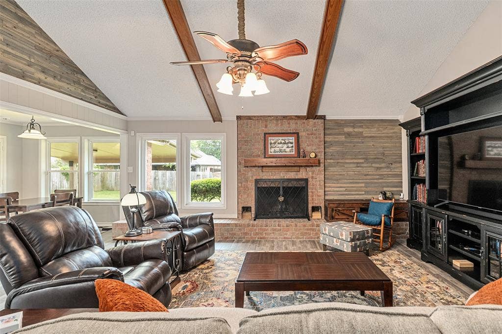 1102 Mill Run Road, Athens, TX 75751 Living room with new windows and lots of natural light.