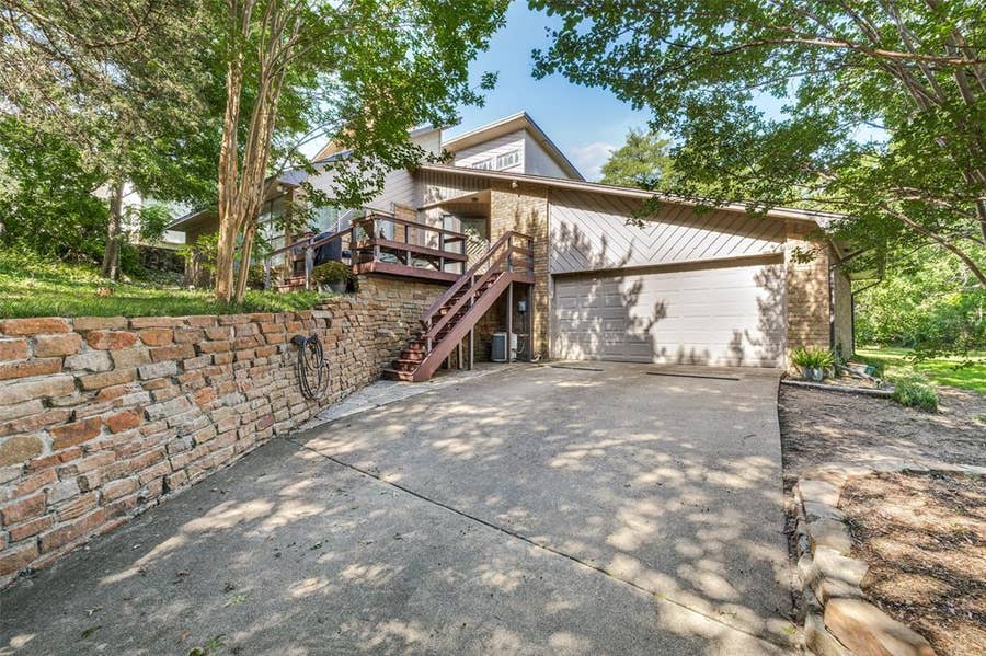 Property photo for 1015 Georgeland Drive, Duncanville, TX