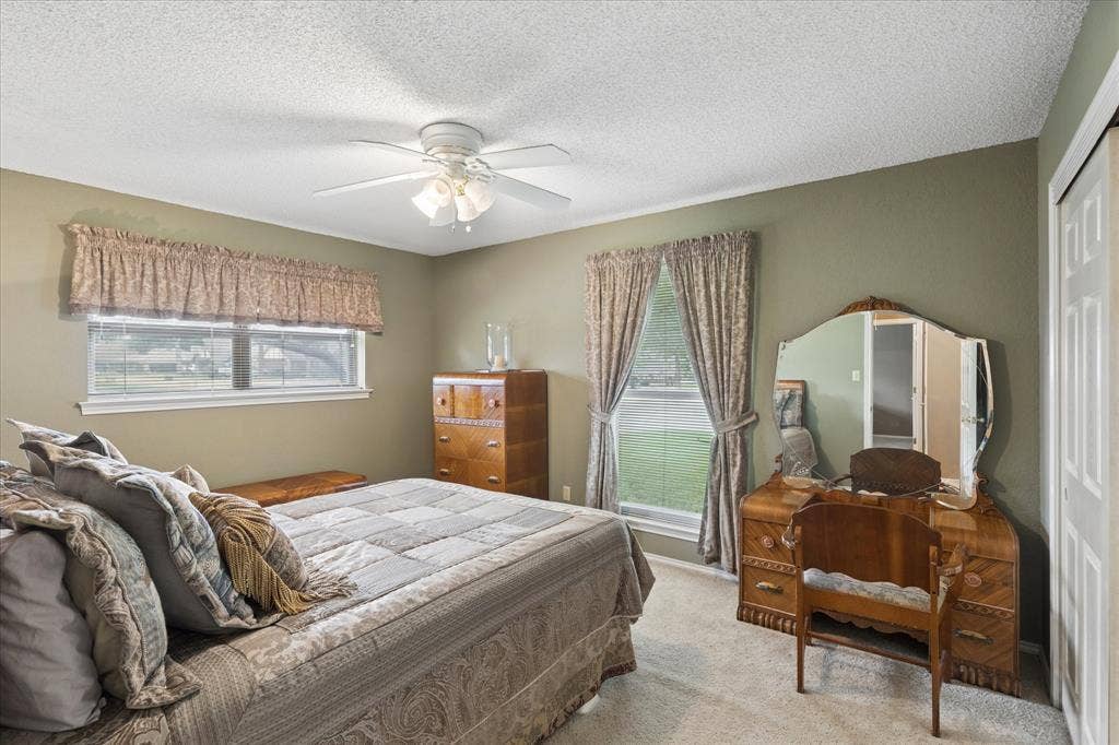 1401 Clover Hill Road, Mansfield, TX 76063 1401 Clover Hill Road, Mansfield, TX 76063