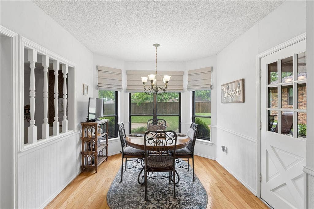 1401 Clover Hill Road, Mansfield, TX 76063 1401 Clover Hill Road, Mansfield, TX 76063