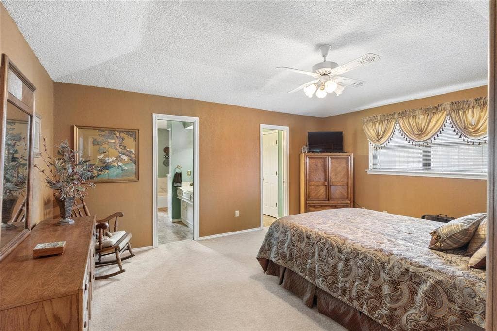 1401 Clover Hill Road, Mansfield, TX 76063 1401 Clover Hill Road, Mansfield, TX 76063