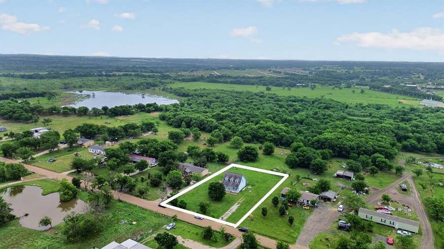 Property photo for 1284 County Road 101, Kaufman, TX