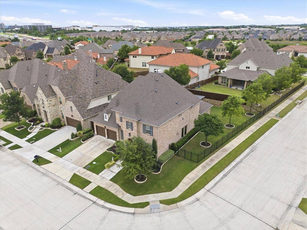 2724 Dames Lane, Irving, TX 75063 2724 Dames Lane, Irving, TX 75063
