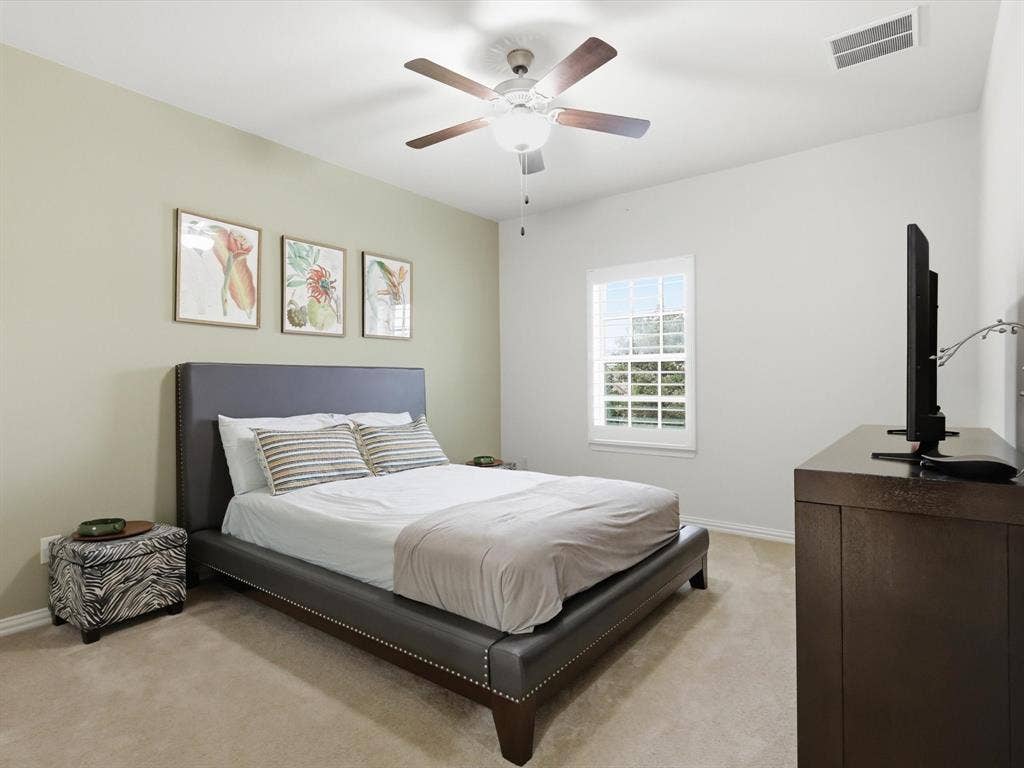 2724 Dames Lane, Irving, TX 75063 2724 Dames Lane, Irving, TX 75063