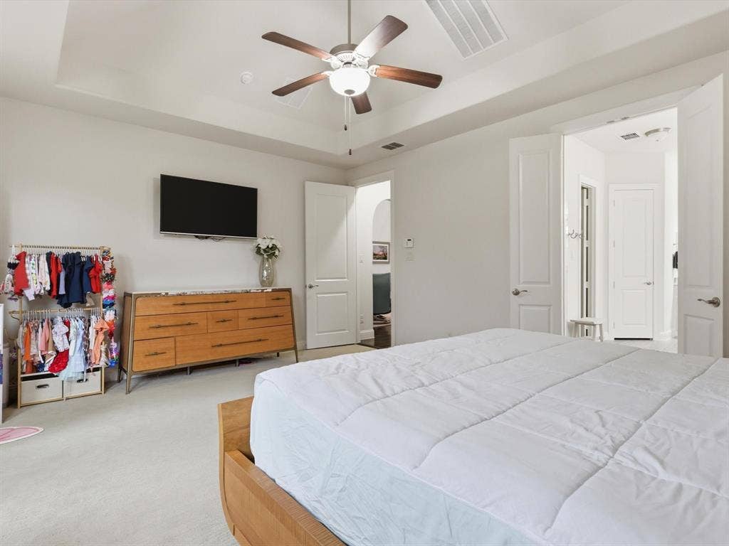 2724 Dames Lane, Irving, TX 75063 2724 Dames Lane, Irving, TX 75063