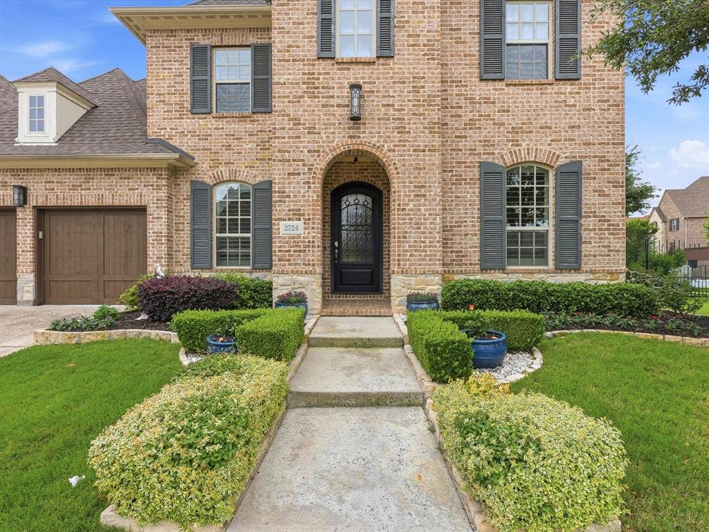 2724 Dames Lane, Irving, TX 75063 2724 Dames Lane, Irving, TX 75063