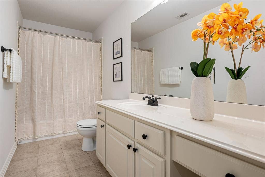 1490 Wesley Drive, Allen, TX 75013 1490 Wesley Drive, Allen, TX 75013