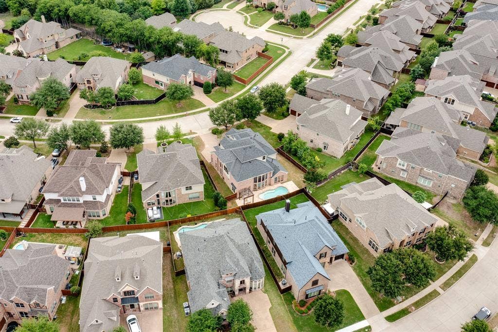 1490 Wesley Drive, Allen, TX 75013 1490 Wesley Drive, Allen, TX 75013