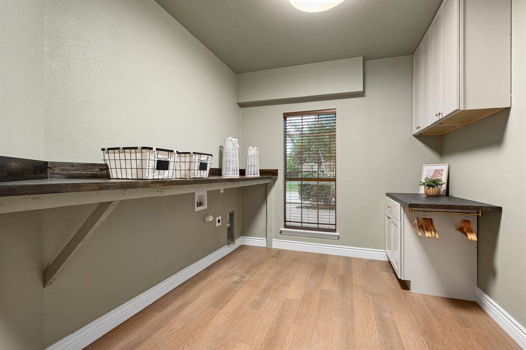 1490 Wesley Drive, Allen, TX 75013 1490 Wesley Drive, Allen, TX 75013