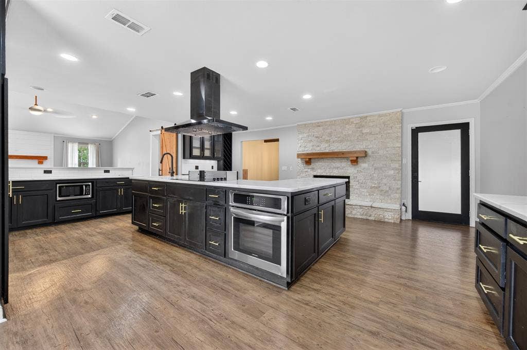 902 Ward Lane, Athens, TX 75751 902 Ward Lane, Athens, TX 75751