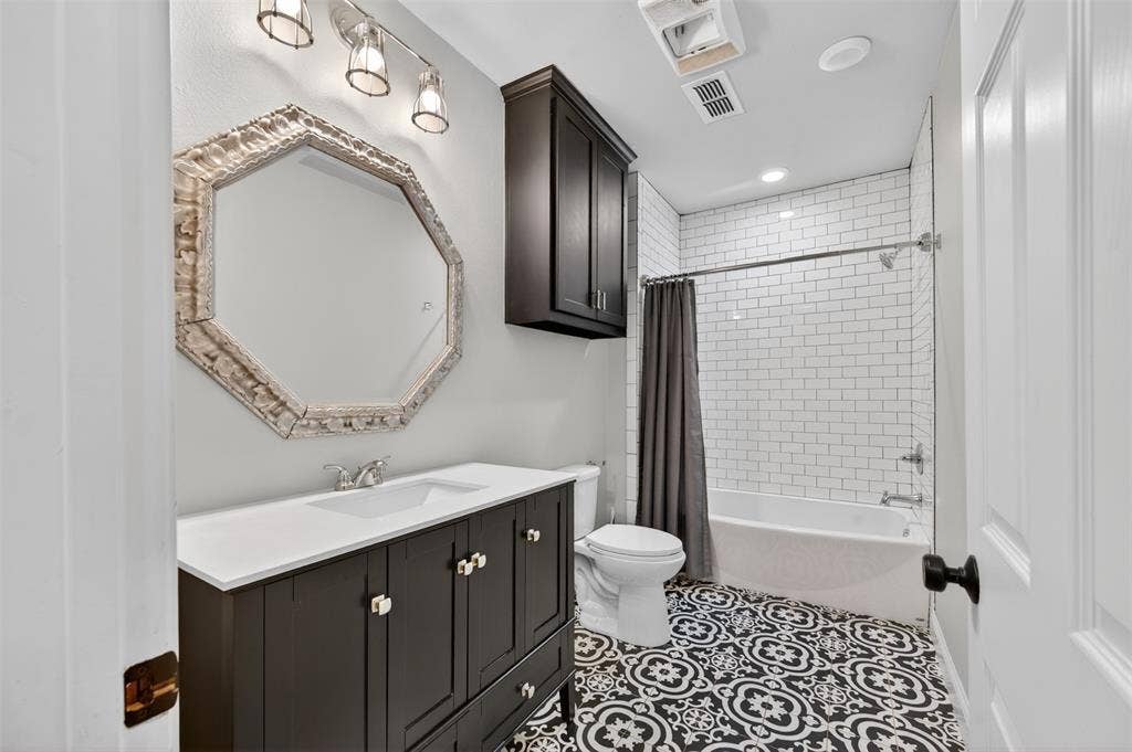 902 Ward Lane, Athens, TX 75751 902 Ward Lane, Athens, TX 75751