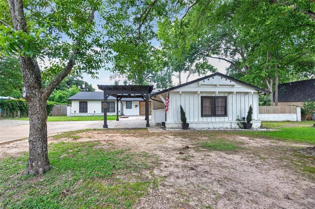 902 Ward Lane, Athens, TX 75751 902 Ward Lane, Athens, TX 75751