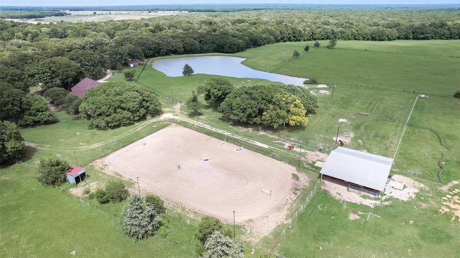 Property photo for 1040 County Road 3505, Quinlan, TX