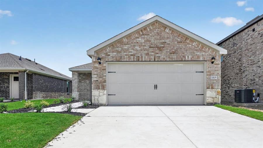 Property photo for 1819 Teton River Drive, Blue Ridge, TX