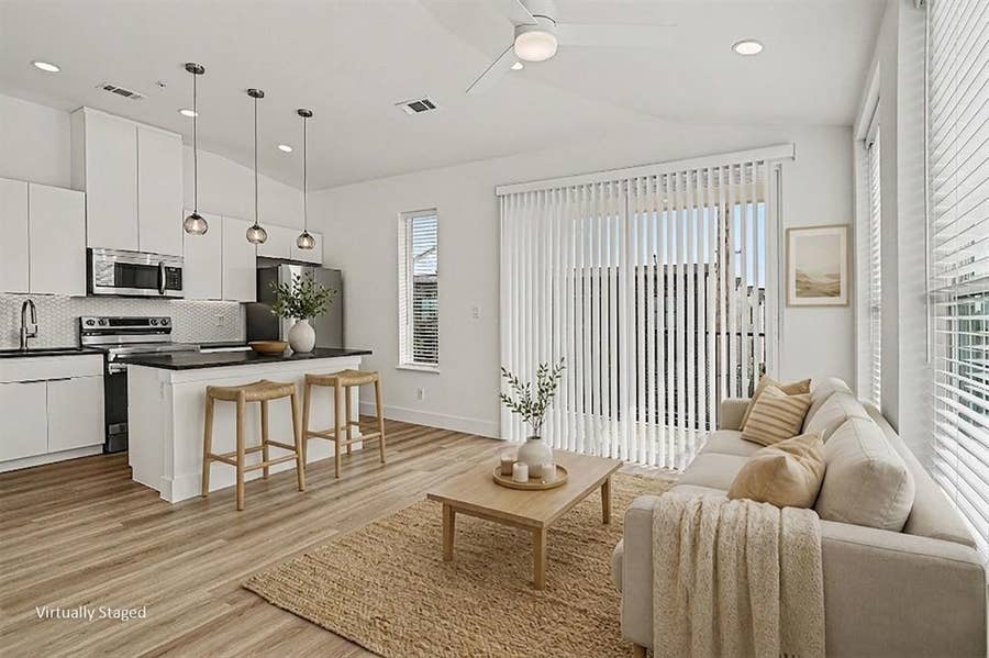 Property photo for 2217 N Fitzhugh Avenue, #301, Dallas, TX