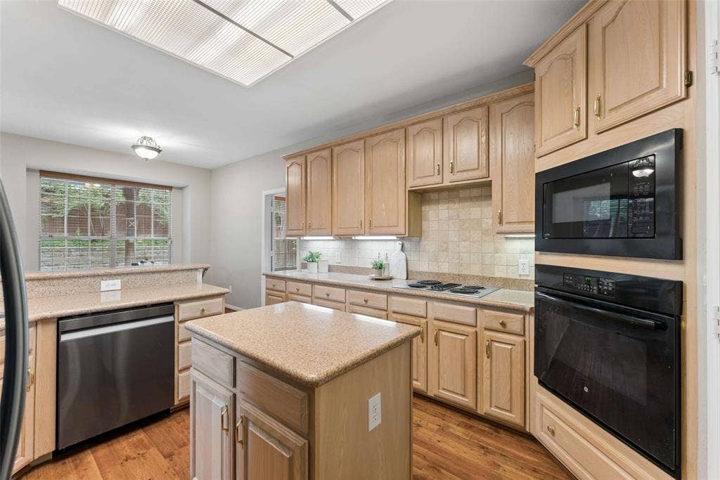 1108 Wedge Hill Road, McKinney, TX 75072 1108 Wedge Hill Road, McKinney, TX 75072