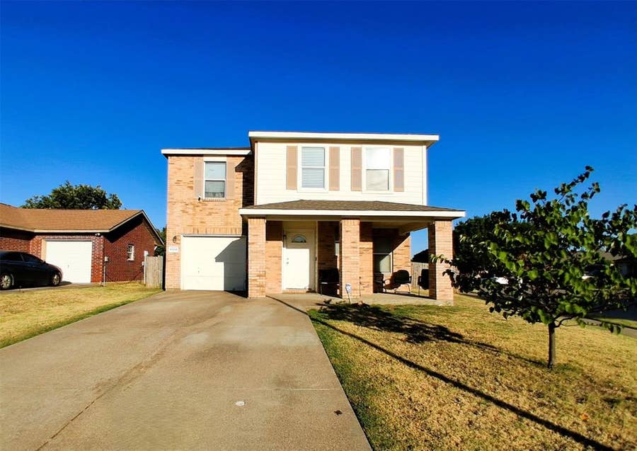 Property photo for 4014 China Elm Drive, Dallas, TX