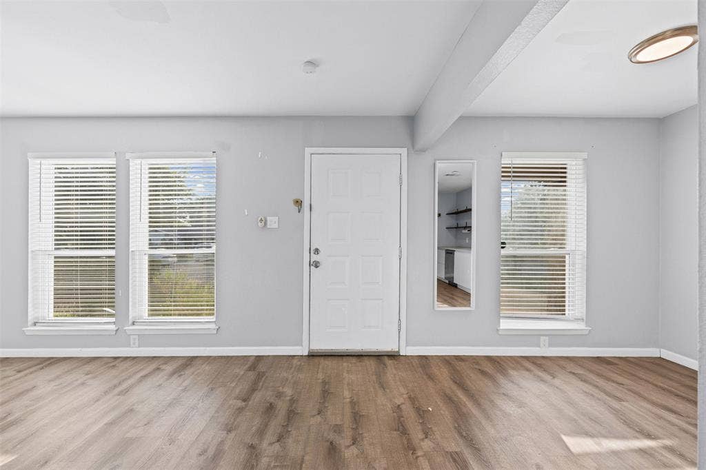 1123 Saturn Drive, Cedar Hill, TX 75104 1123 Saturn Drive, Cedar Hill, TX 75104