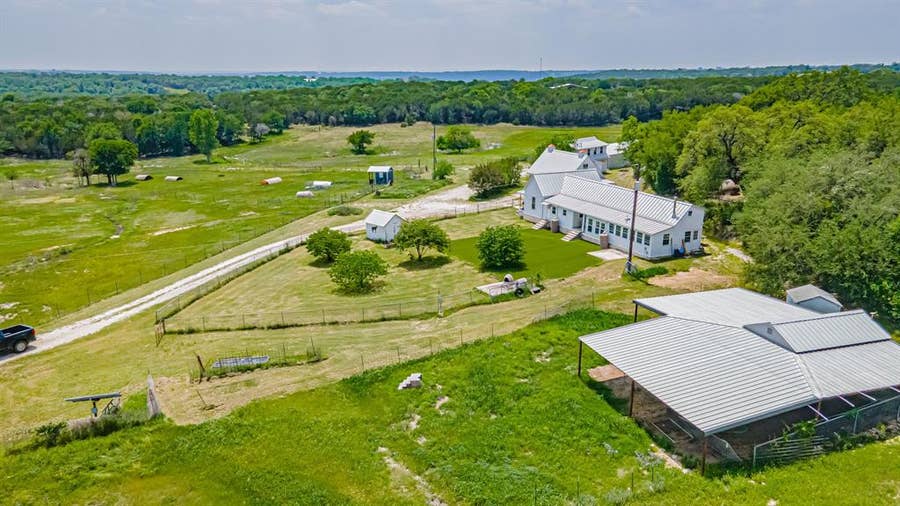 Property photo for 9200 Mitchell Bend Court, Granbury, TX