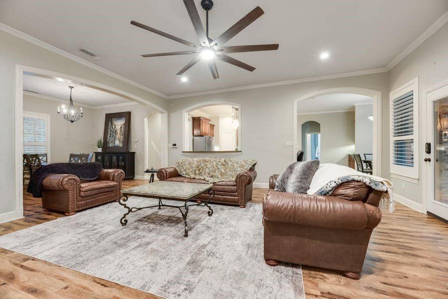 Property photo for 1613 Woodlawn Avenue, Royse City, TX