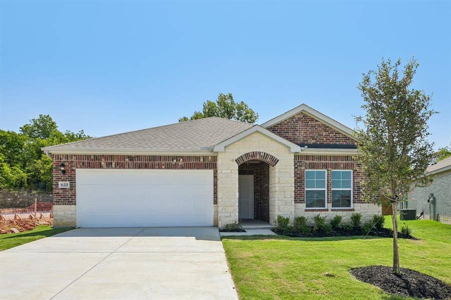 Property photo for 620 Durham Drive, Ferris, TX