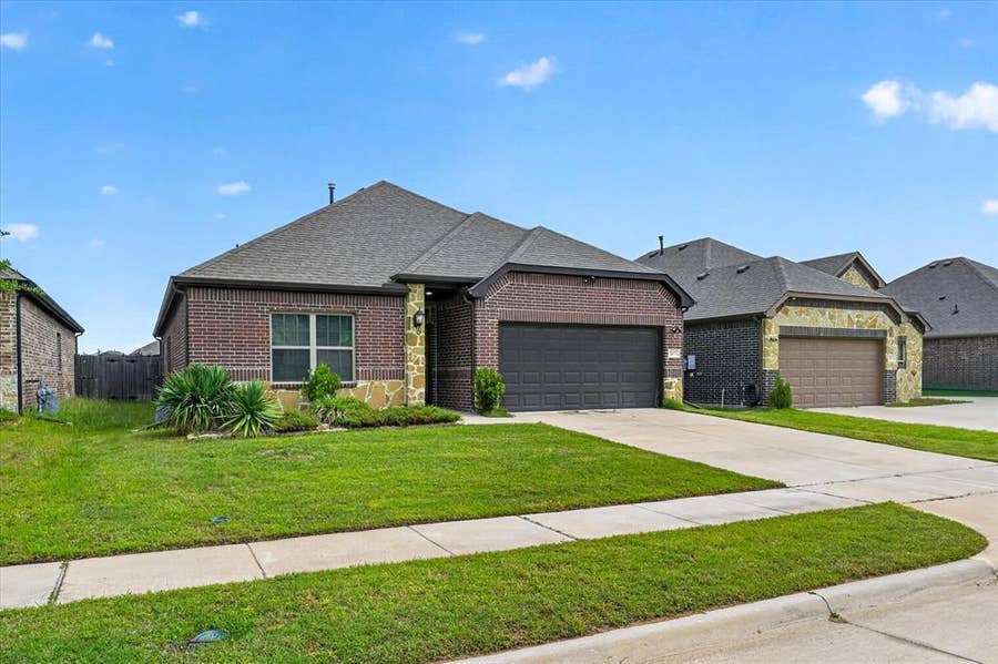 Property photo for 7815 Cottonwood Drive, Greenville, TX