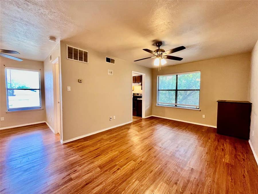 Property photo for 2526 W Prairie Street, #205, Denton, TX