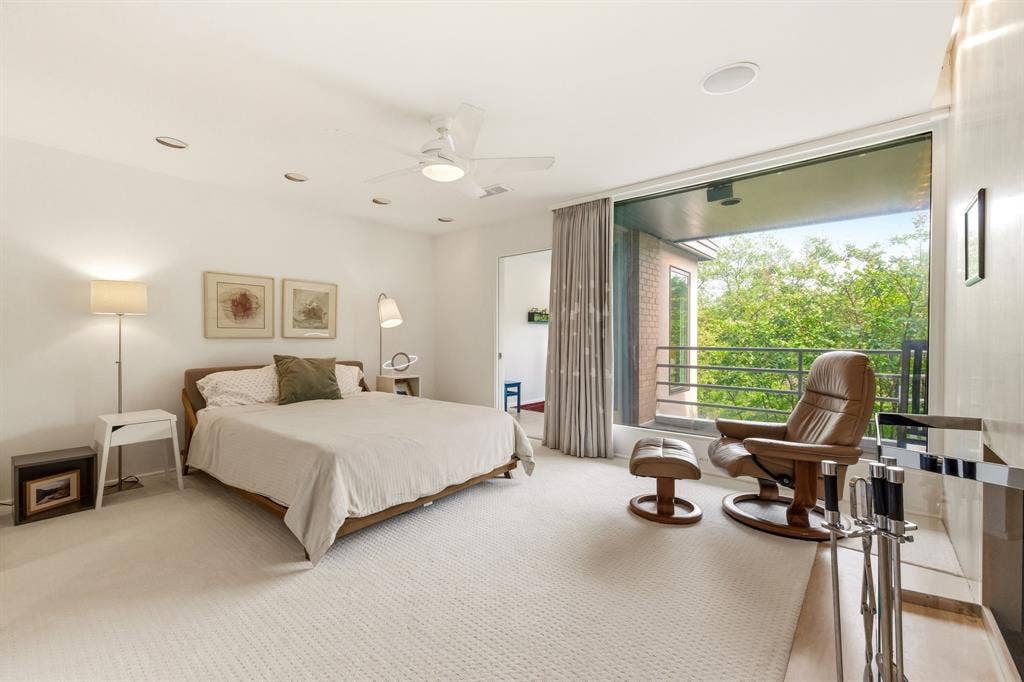 9 Hallshire Court, Dallas, TX 75225 9 Hallshire Court, Dallas, TX 75225